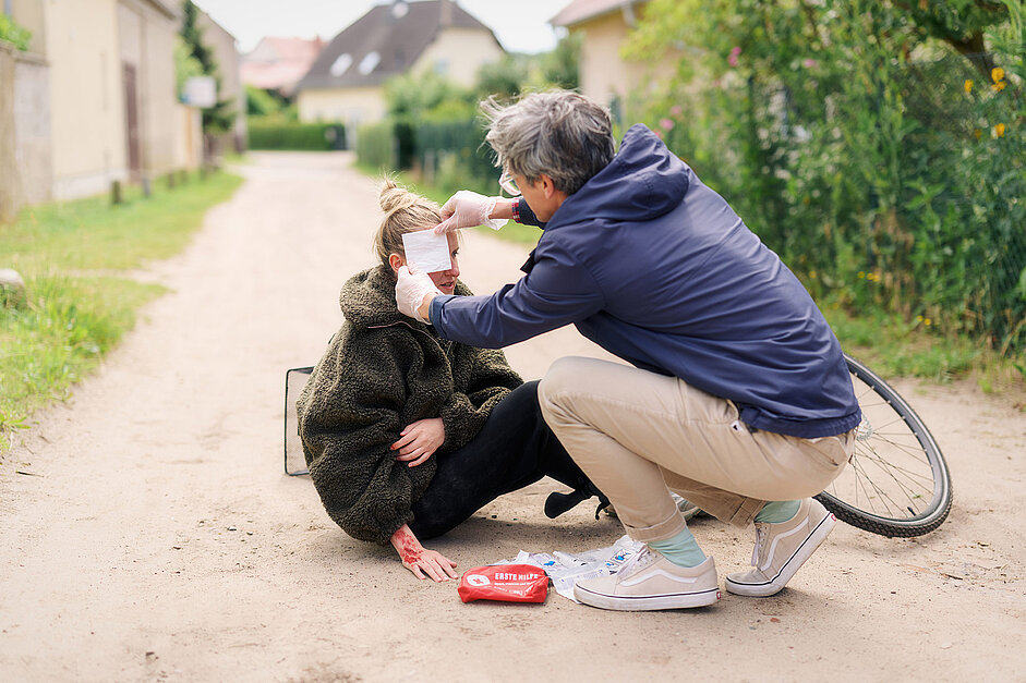 Wundbedeckung Erste Hilfe Drk E V