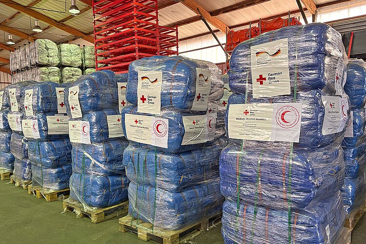 Hilfslieferung nach Gaza DRK liefert Hilfsgüter in den Gazastreifen