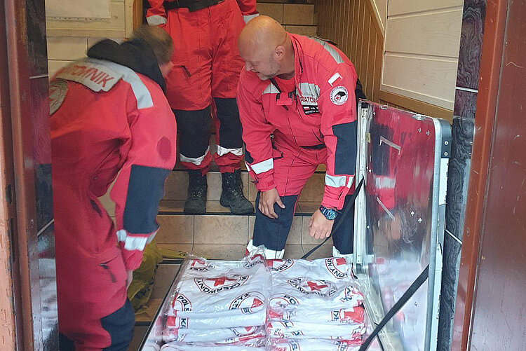 Einsatz des Polnischen Roten Kreuzes bei Überschwemmungen